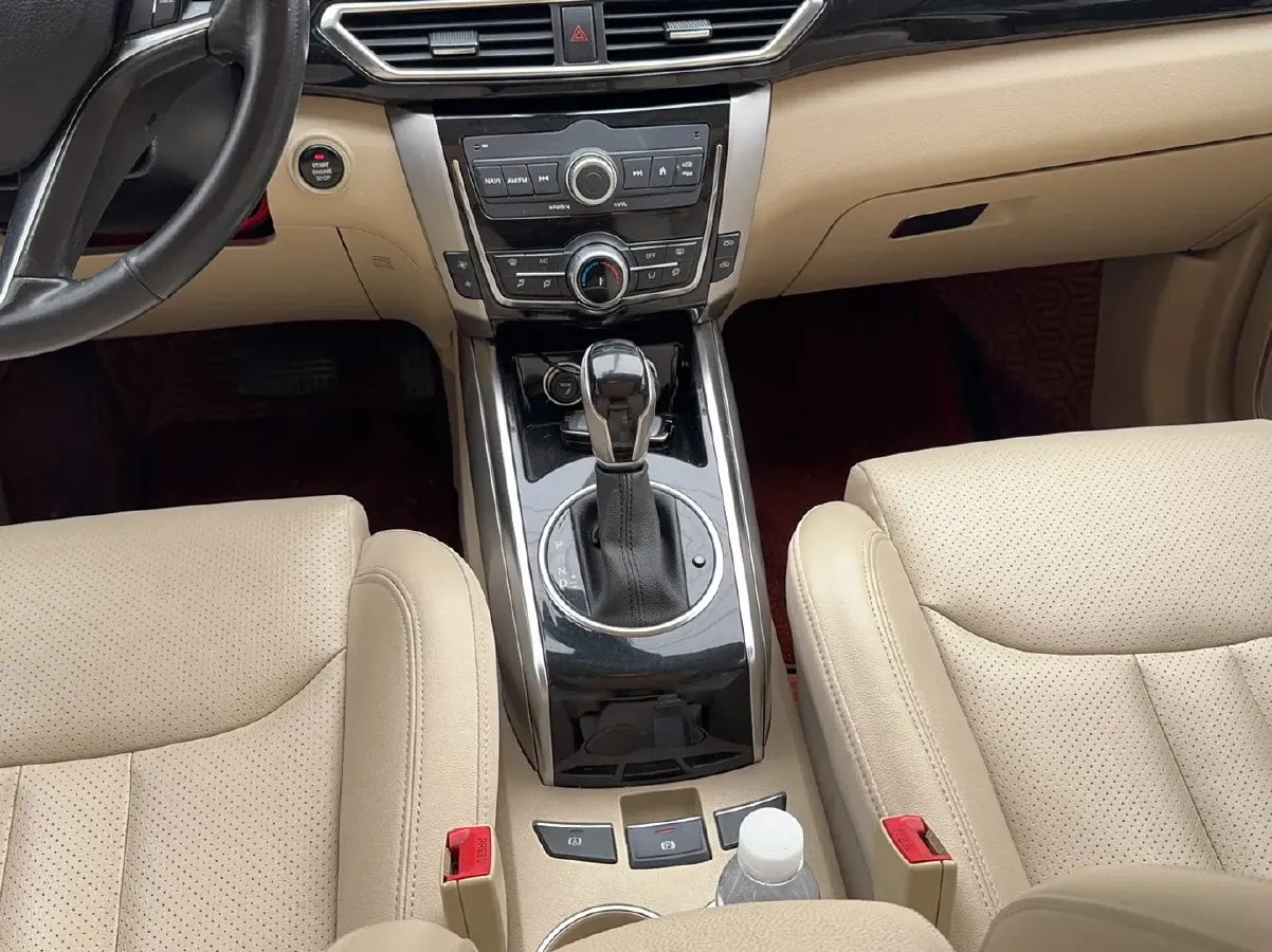 2017 Zotye Damy X5 1.5T 150HP L4 CVT,autocango,china used car exporter,china ev exporter,chinese used car exporter,chinese used ev exporter