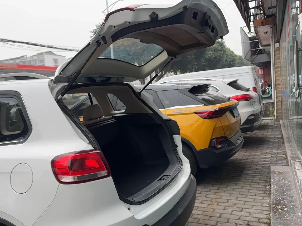 2017 Zotye Damy X5 1.5T 150HP L4 CVT,autocango,china used car exporter,china ev exporter,chinese used car exporter,chinese used ev exporter