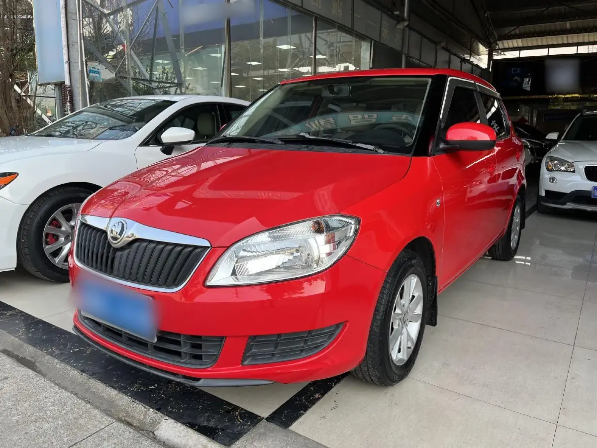 2014 Skoda Fabia 1.4L 86HP L4 6AT