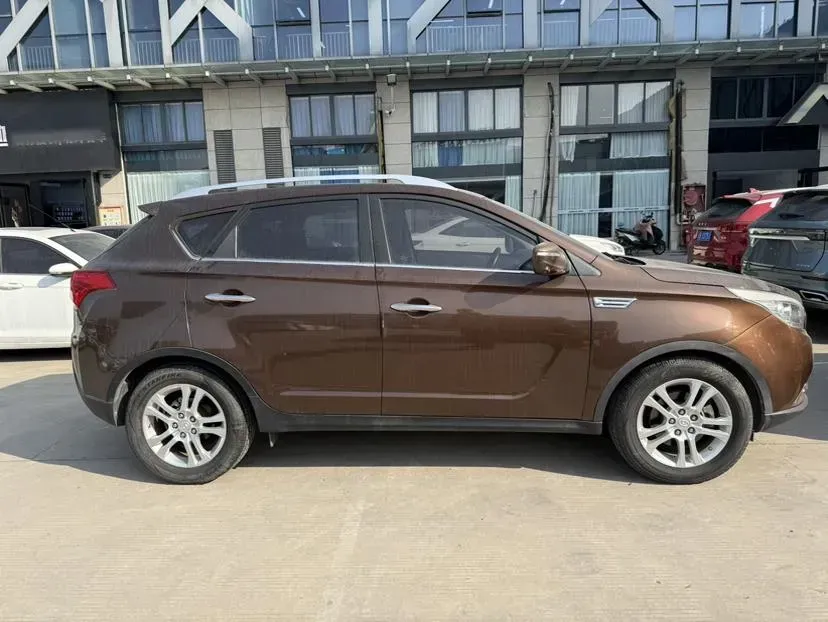 2016 HawTai Santafe 1.5T 156HP L4 6MT,autocango,china used car exporter,china ev exporter,chinese used car exporter,chinese used ev exporter