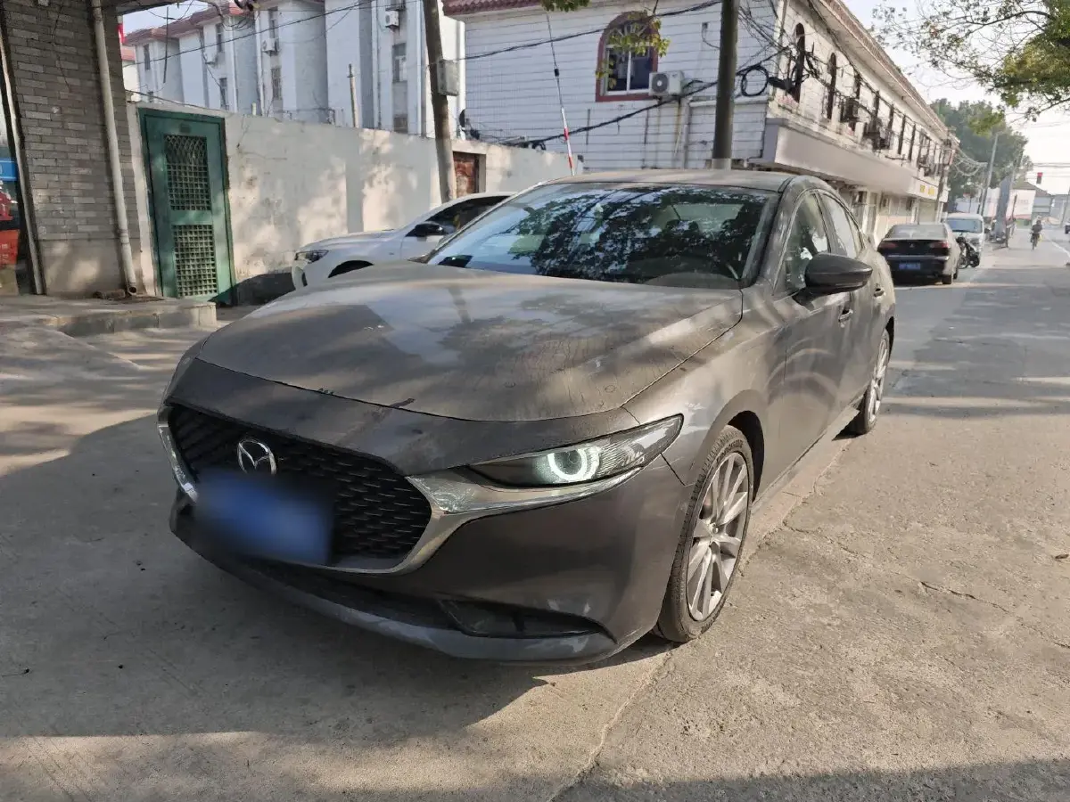 2022 Mazda 3 Axela 2.0L 158HP L4 6AT