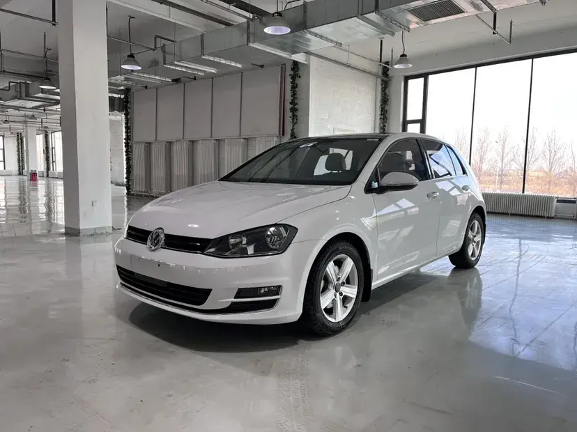2014 Volkswagen Golf 1.4T 131HP L4 7DCT