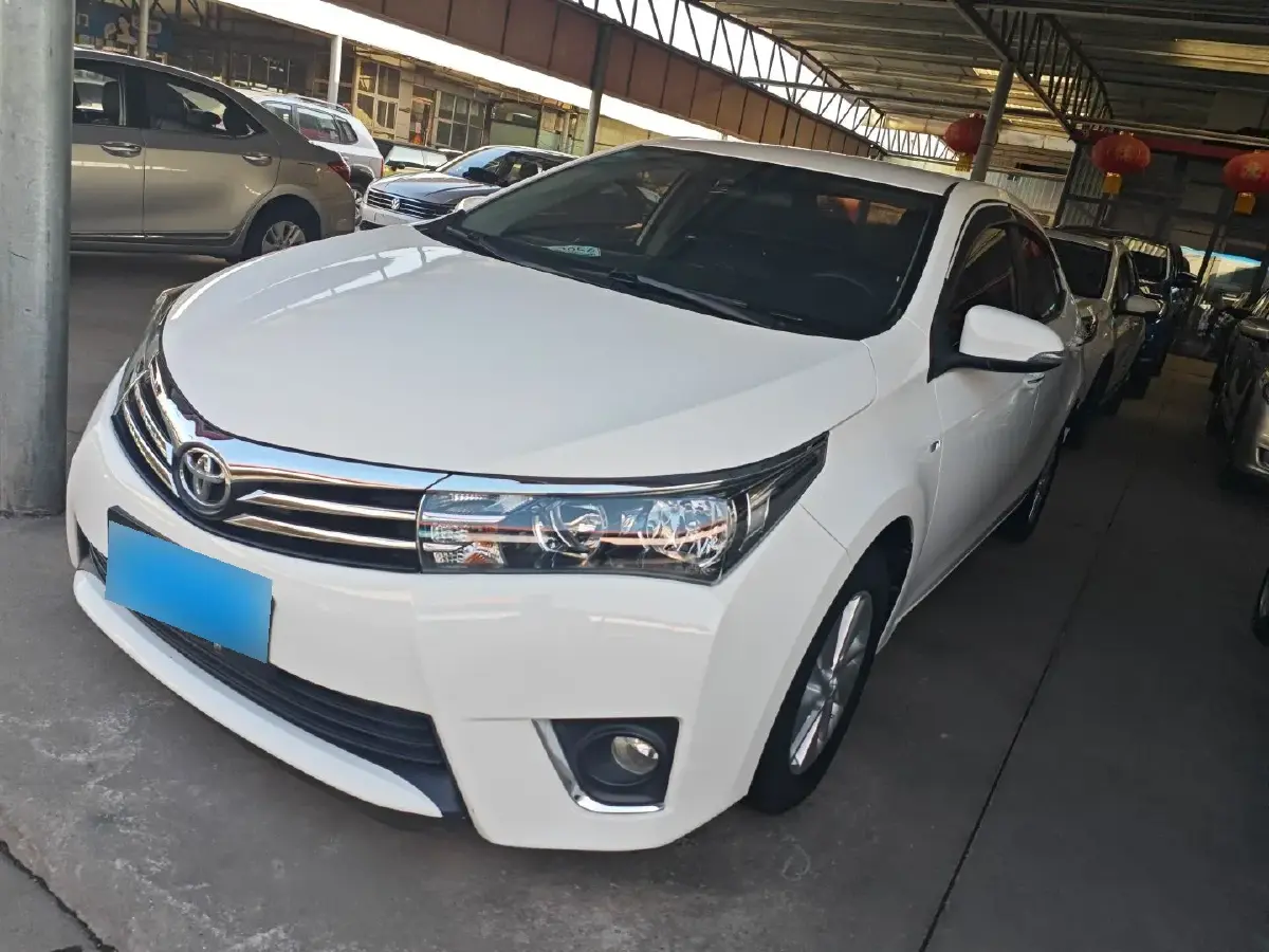 2017 Toyota Corolla 1.6L 122HP L4 CVT