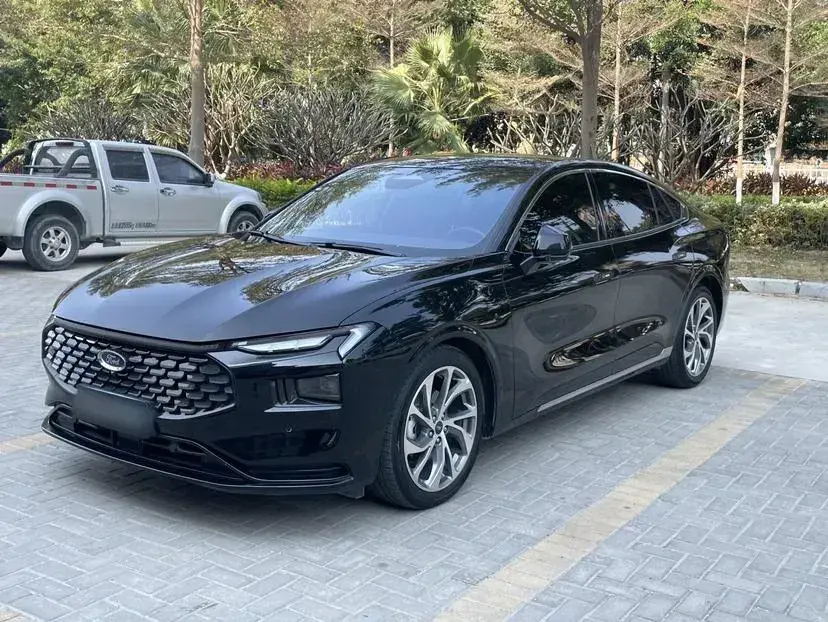 2023 Ford Mondeo 2.0T 254HP L4 8AT