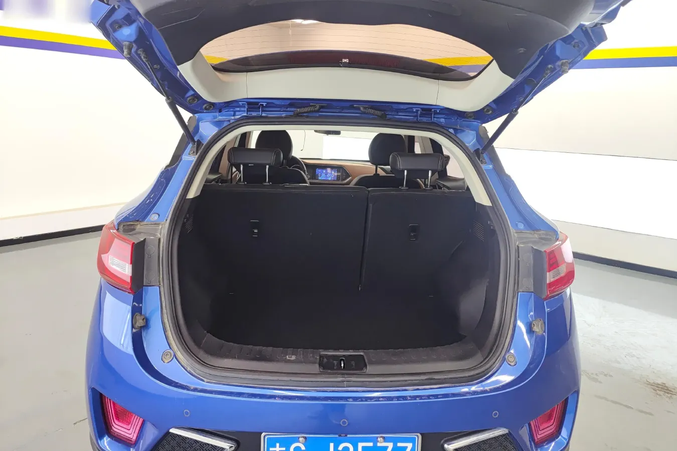 2017 Zotye T300 1.5T 144HP L4 CVT,autocango,china used car exporter,china ev exporter,chinese used car exporter,chinese used ev exporter