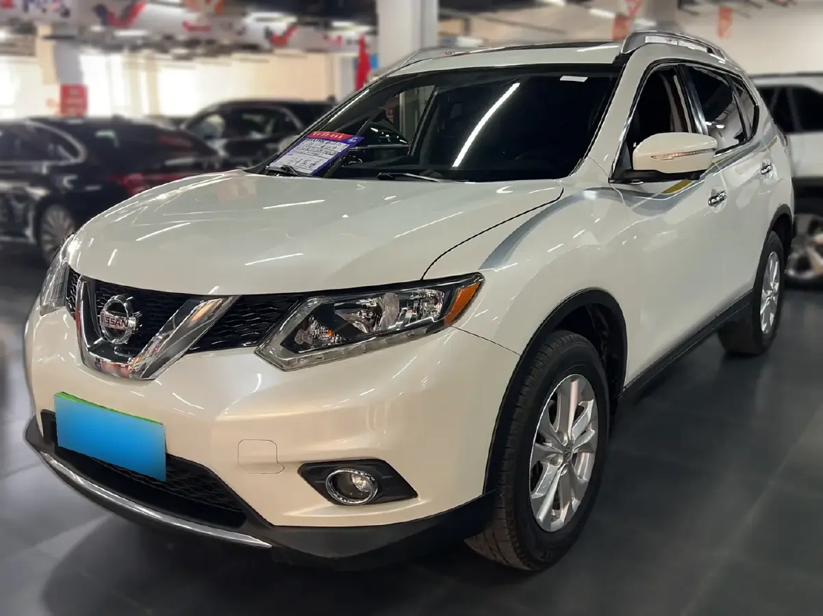2014 Nissan X-Trail 2.5L 186HP L4 CVT