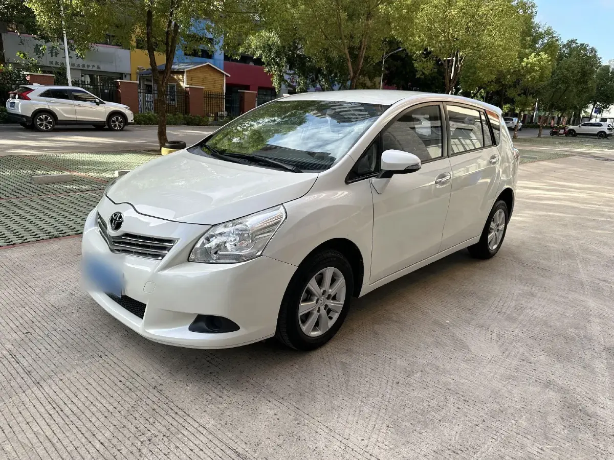 2014 Toyota Verso 1.8L 140HP L4 CVT