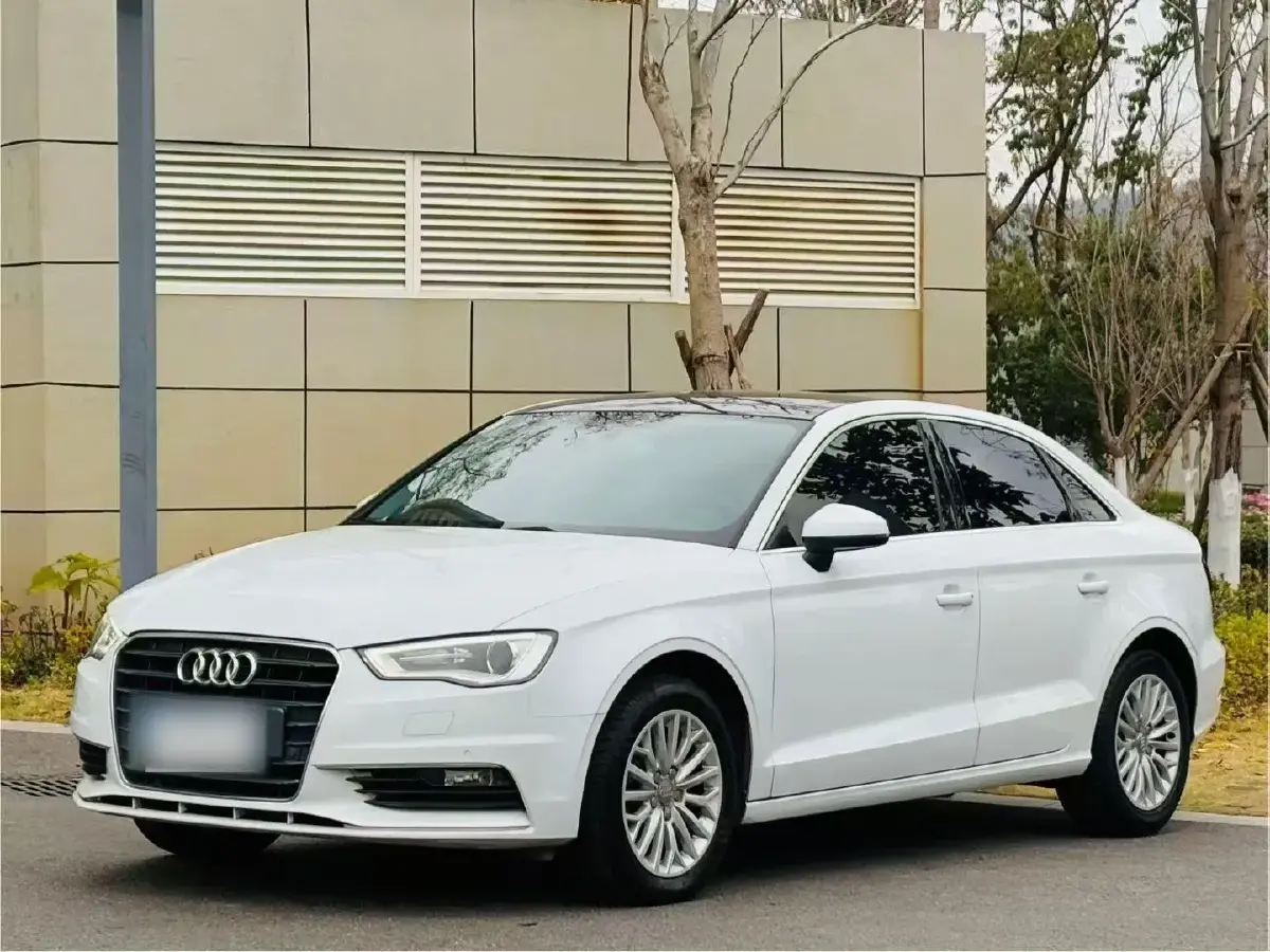 2015 Audi A3 1.4T 150HP L4 7DCT