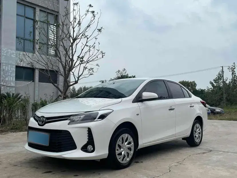 2022 Toyota Vios 1.5L 112HP L4 CVT