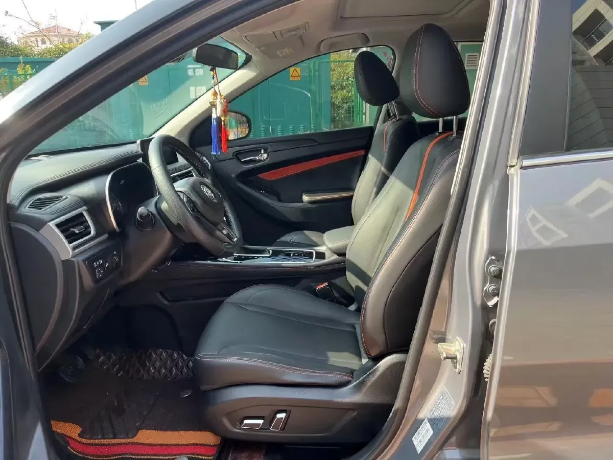 2021 DongFeng Fengon Fengon 580 1.5T 150HP L4 CVT,autocango,china used car exporter,china ev exporter,chinese used car exporter,chinese used ev exporter