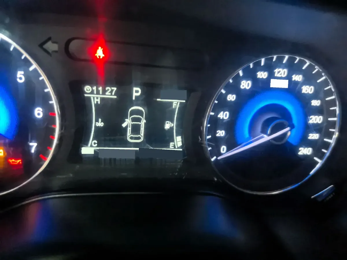 2021 DongFeng Fengon Fengon 580 1.5T 150HP L4 CVT,autocango,china used car exporter,china ev exporter,chinese used car exporter,chinese used ev exporter