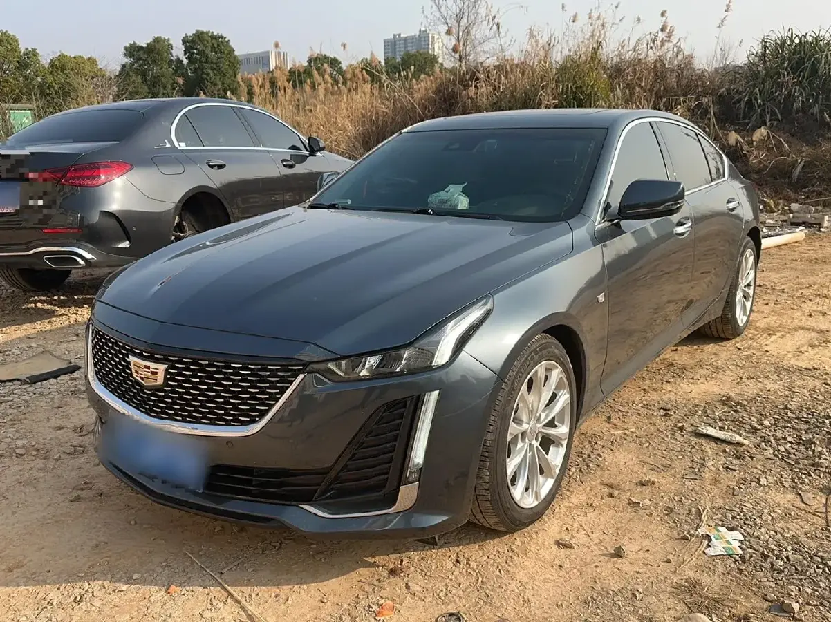 2021 Cadillac CT5 2.0T 237HP L4 10AT