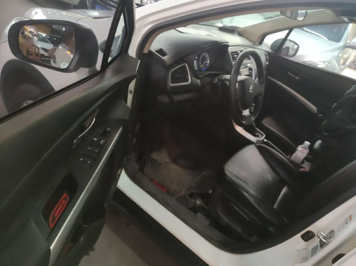 2014 Suzuki S-cross 1.6L 122HP L4 CVT,autocango,china used car exporter,china ev exporter,chinese used car exporter,chinese used ev exporter