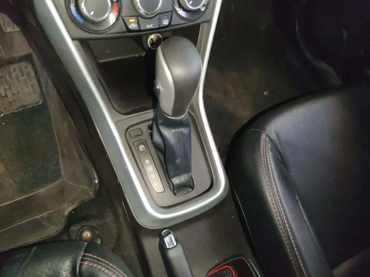 2014 Suzuki S-cross 1.6L 122HP L4 CVT,autocango,china used car exporter,china ev exporter,chinese used car exporter,chinese used ev exporter