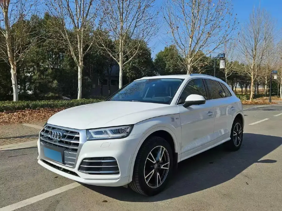 2018 Audi Q5L 2.0T 190HP L4 7DCT