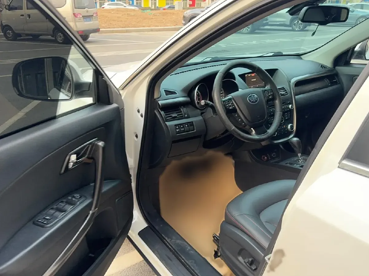 2016 Bestune X80 1.8T 180HP L4 6AT,autocango,china used car exporter,china ev exporter,chinese used car exporter,chinese used ev exporter