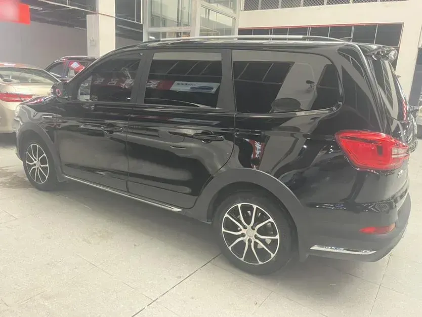 2020 DongFeng Forthing SX6 1.6L 122HP L4 5MT,autocango,china used car exporter,china ev exporter,chinese used car exporter,chinese used ev exporter