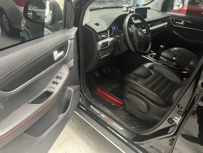 2020 DongFeng Forthing SX6 1.6L 122HP L4 5MT,autocango,china used car exporter,china ev exporter,chinese used car exporter,chinese used ev exporter