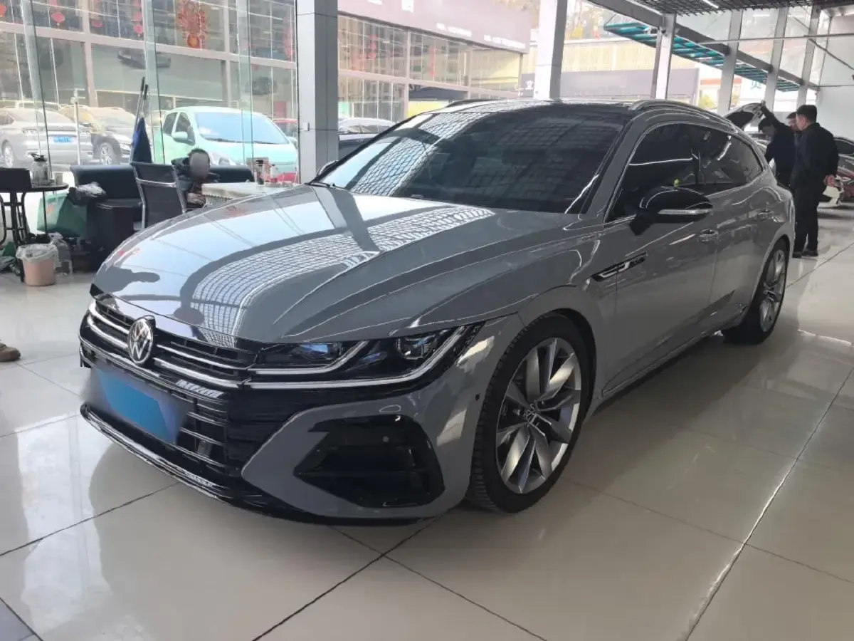 2023 Volkswagen CC 2.0T 220HP L4 7DCT