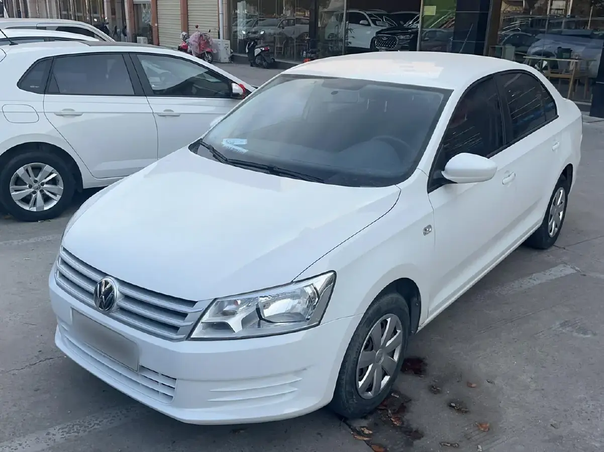 2015 Volkswagen Santana 1.6L 110HP L4 5MT