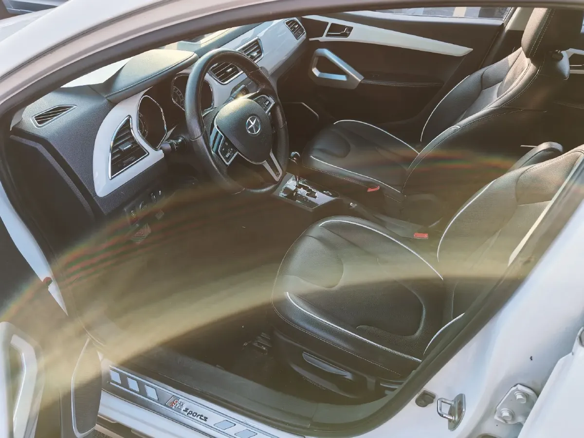 2015 JAC Refine S2 1.5L 113HP L4 CVT,autocango,china used car exporter,china ev exporter,chinese used car exporter,chinese used ev exporter