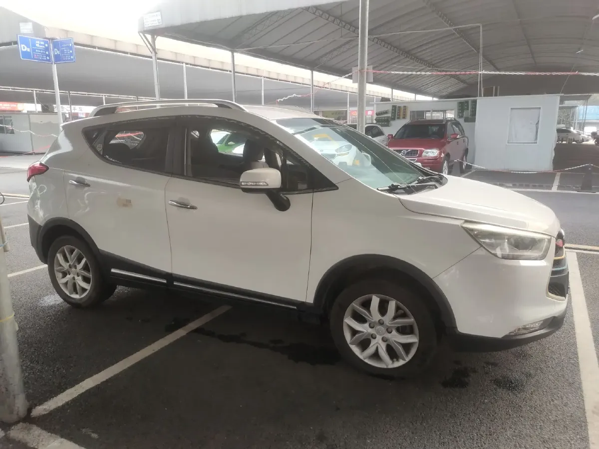 2014 JAC Refine S3 1.5L 113HP L4 6MT,autocango,china used car exporter,china ev exporter,chinese used car exporter,chinese used ev exporter