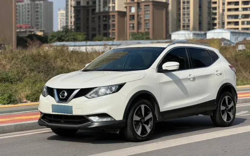 2016 Nissan Qashqai 2.0L 150HP L4 CVT