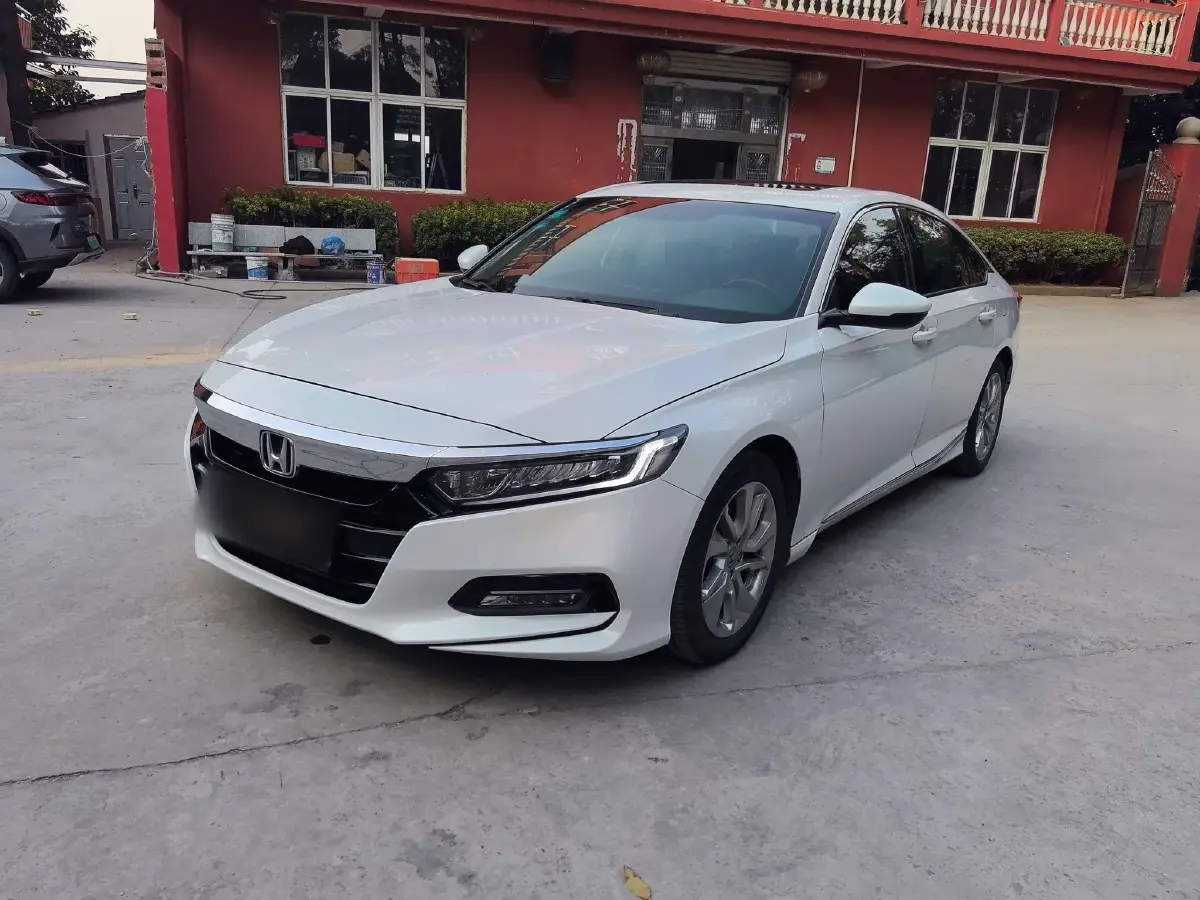 2018 Honda Accord 1.5T 194HP L4 CVT
