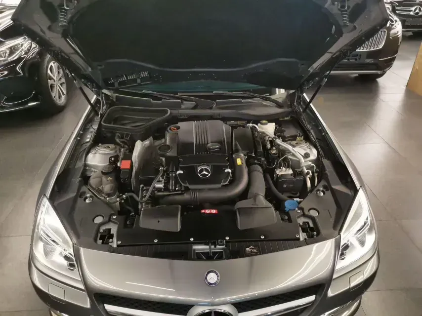 2011 Mercedes-Benz SLK Class 1.8T 184HP L4 7AT,autocango,china used car exporter,china ev exporter,chinese used car exporter,chinese used ev exporter