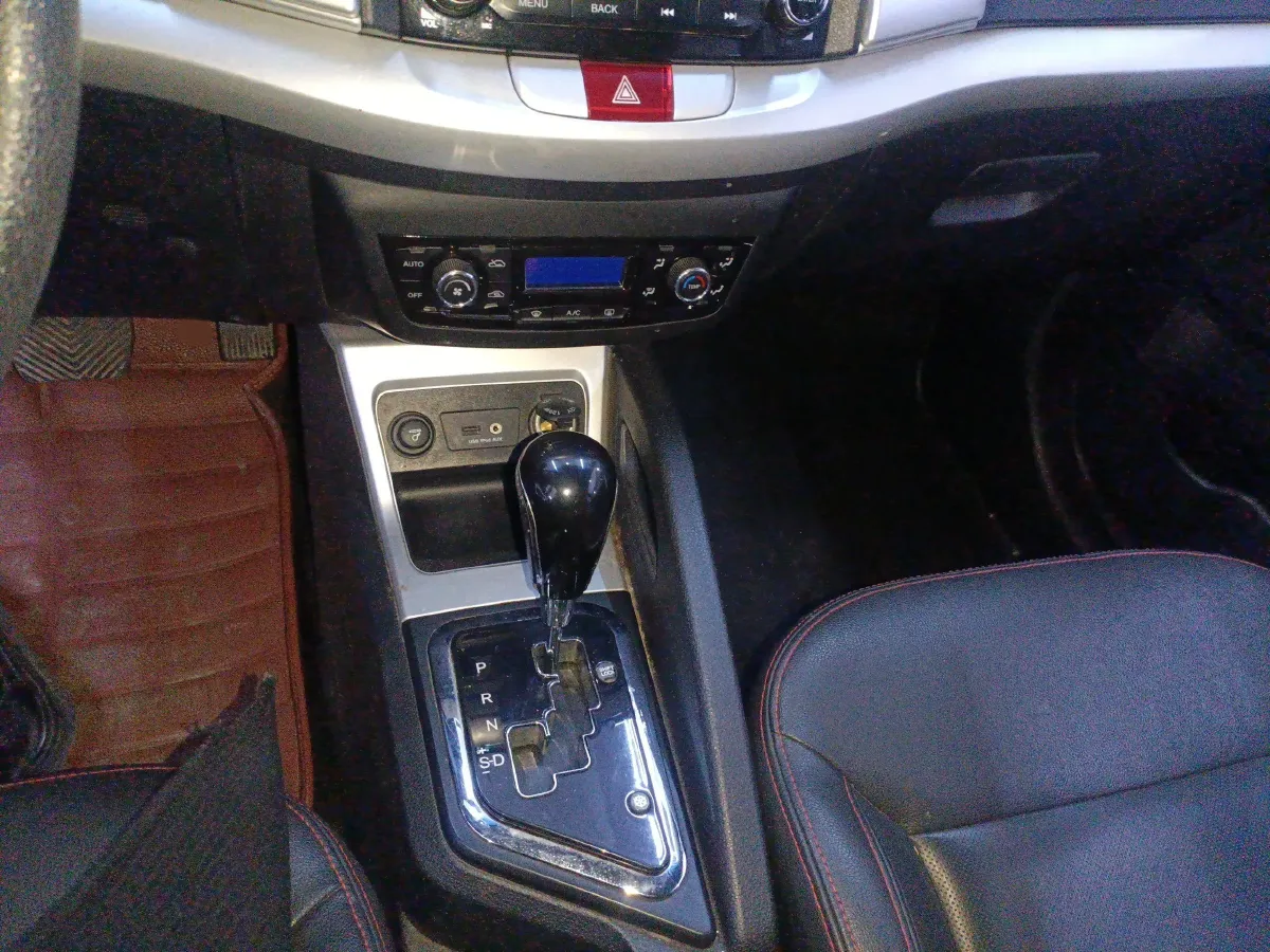 2016 JAC Refine S3 1.5L 113HP L4 CVT,autocango,china used car exporter,china ev exporter,chinese used car exporter,chinese used ev exporter