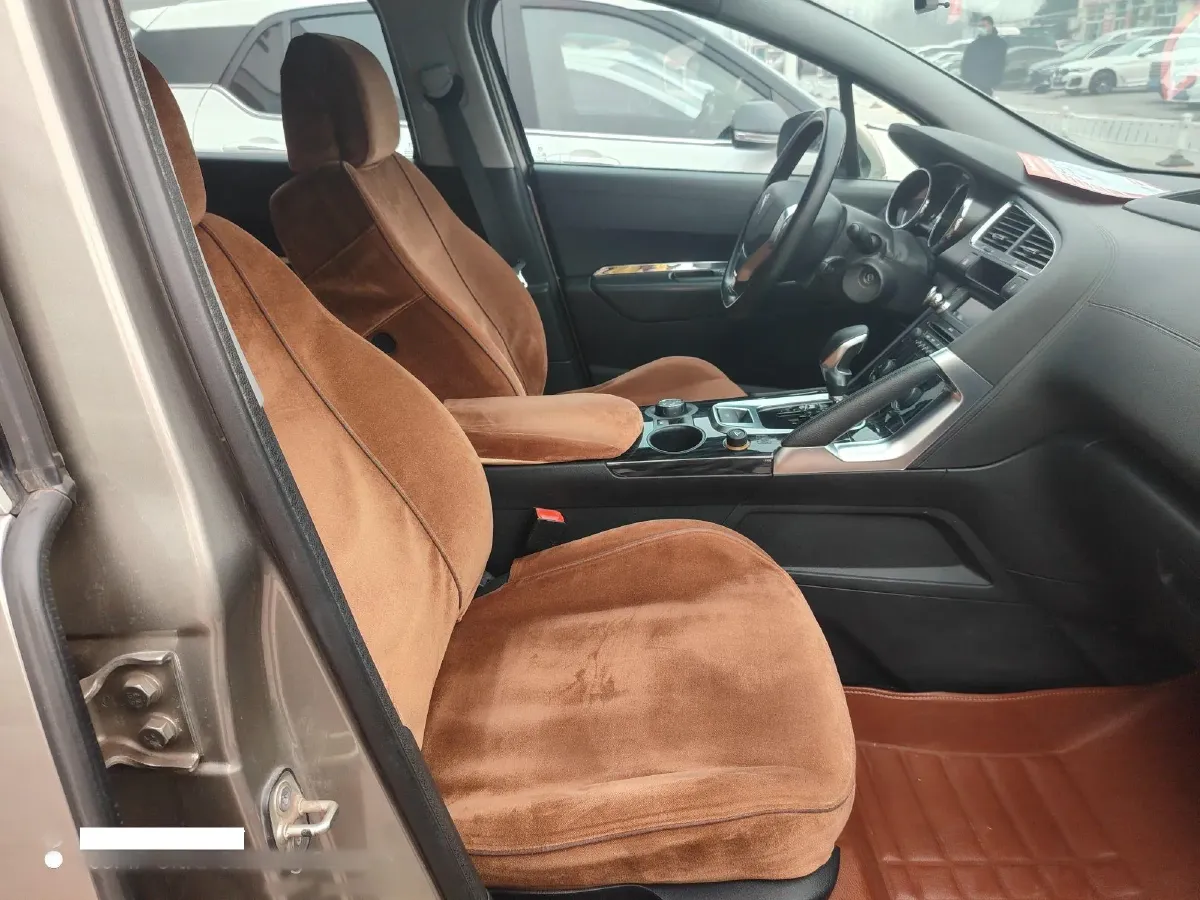 2015 Peugeot 3008 1.6T 167HP L4 6AT,autocango,china used car exporter,china ev exporter,chinese used car exporter,chinese used ev exporter