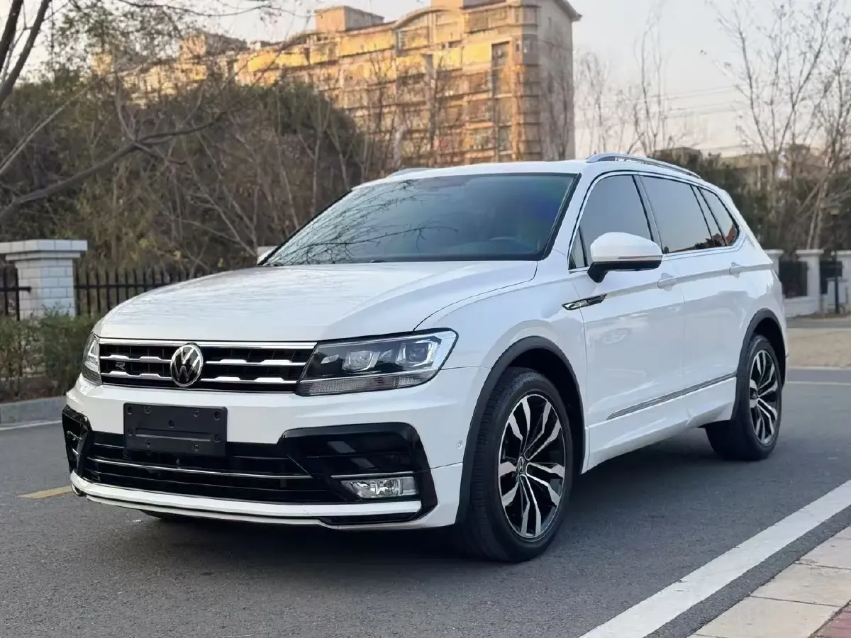 2021 Volkswagen Tiguan L 2.0T 186HP L4 7DCT