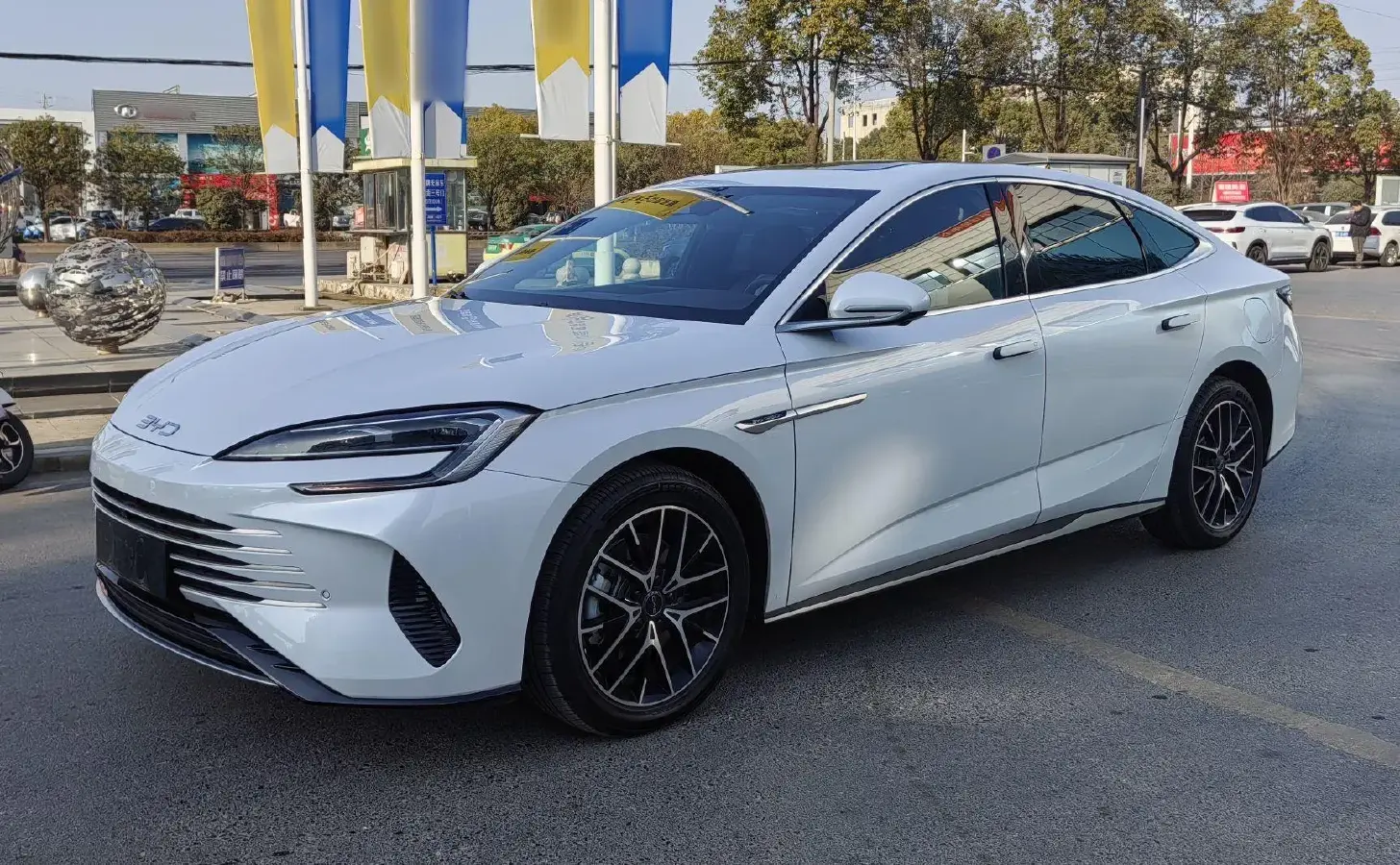 2023 BYD Seal 1.5L 110HP L4 E-CVT PHEV 17.6KWH