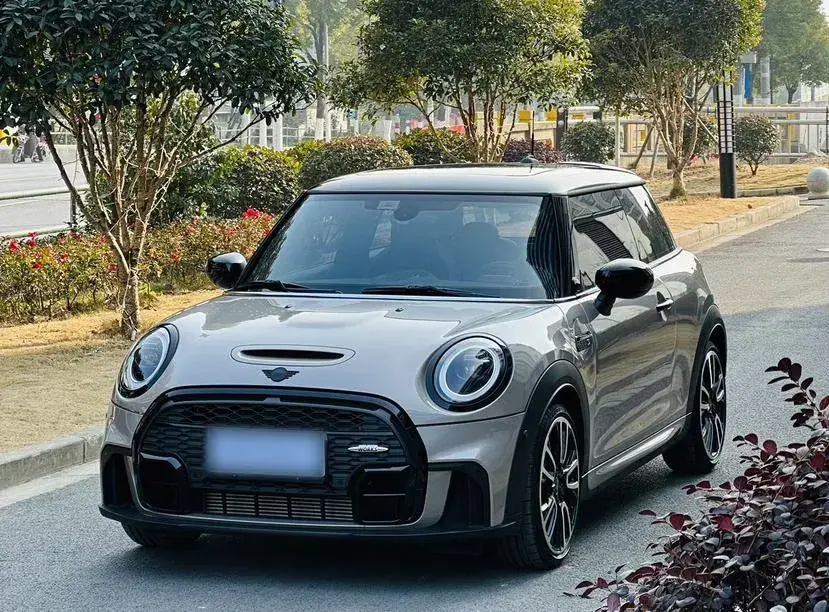 2023 MINI MINI 2.0T 178HP L4 7DCT