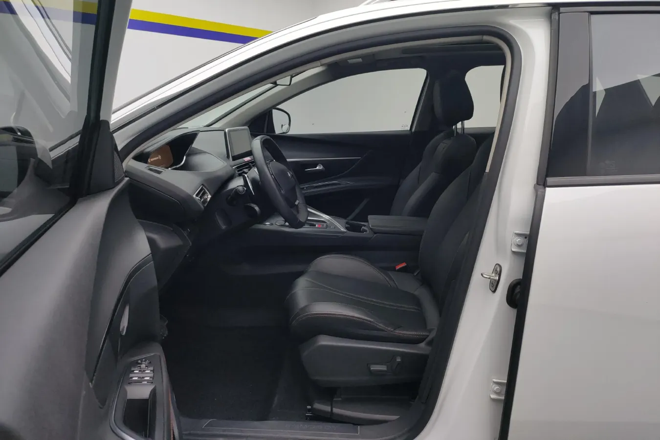 2019 Peugeot 4008 1.6T 170HP L4 6AT,autocango,china used car exporter,china ev exporter,chinese used car exporter,chinese used ev exporter