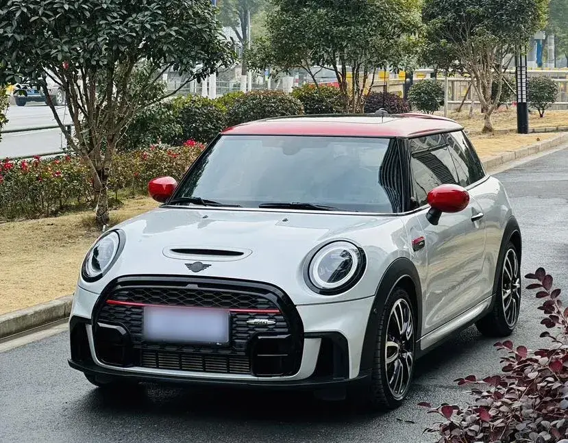 2022 MINI JCW 2.0T 231HP L4 8AT
