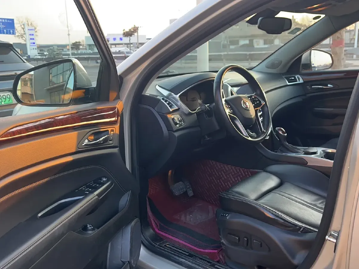2013 Cadillac SRX 3.0L 271HP V6 6AT,autocango,china used car exporter,china ev exporter,chinese used car exporter,chinese used ev exporter
