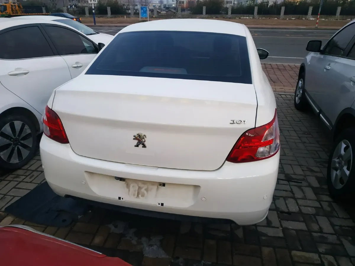 2014 Peugeot 301 1.6L 117HP L4 5MT,autocango,china used car exporter,china ev exporter,chinese used car exporter,chinese used ev exporter