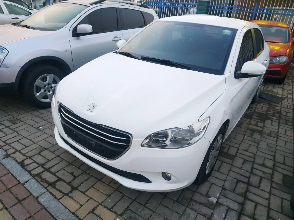 2014 Peugeot 301 1.6L 117HP L4 5MT,autocango,china used car exporter,china ev exporter,chinese used car exporter,chinese used ev exporter