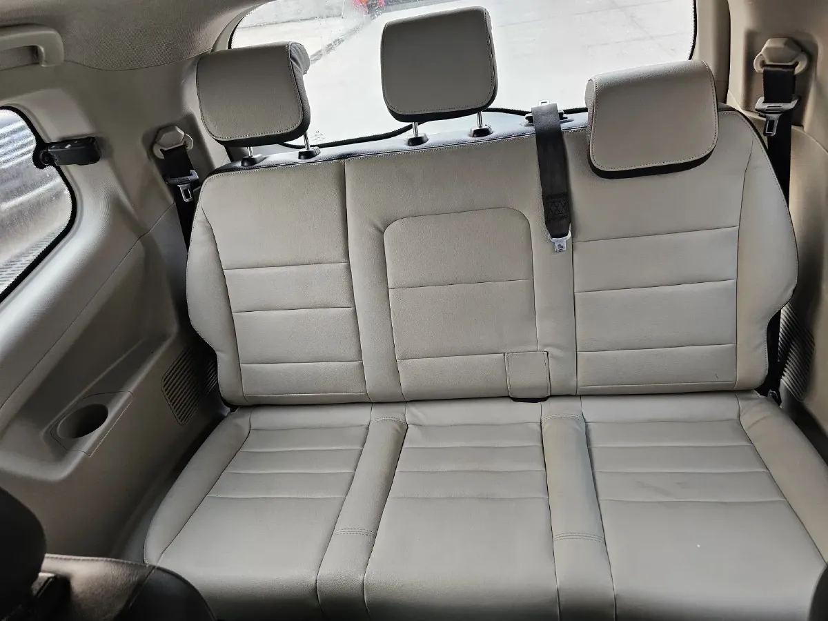 2016 DongFeng Forthing S500 1.5L 120HP L4 5MT,autocango,china used car exporter,china ev exporter,chinese used car exporter,chinese used ev exporter