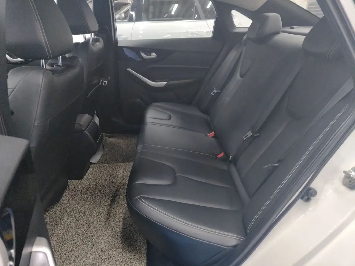 2021 Venucia D60 1.6L 122HP L4 CVT,autocango,china used car exporter,china ev exporter,chinese used car exporter,chinese used ev exporter