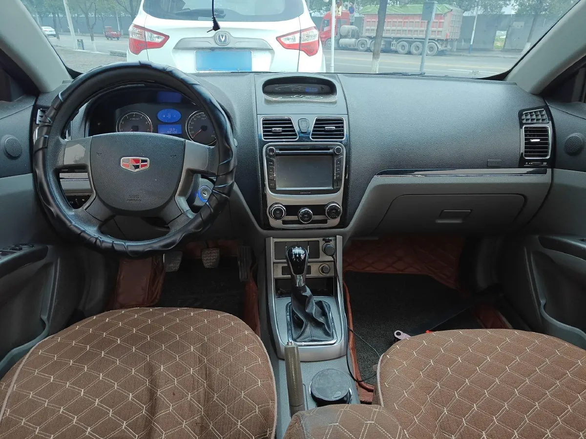 2013 Geely Emgrand Classic 1.5L 109HP L4 5MT,autocango,china used car exporter,china ev exporter,chinese used car exporter,chinese used ev exporter