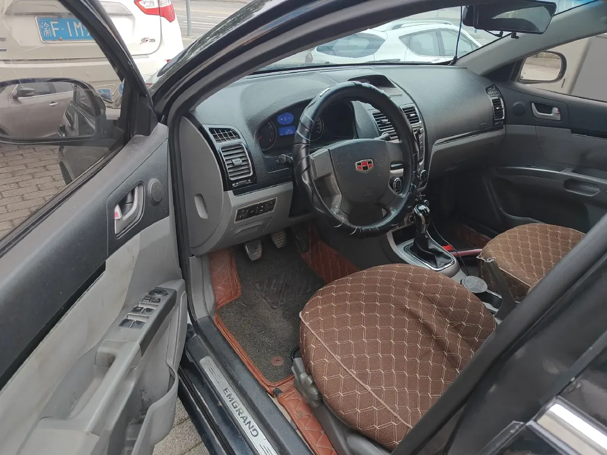 2013 Geely Emgrand Classic 1.5L 109HP L4 5MT,autocango,china used car exporter,china ev exporter,chinese used car exporter,chinese used ev exporter