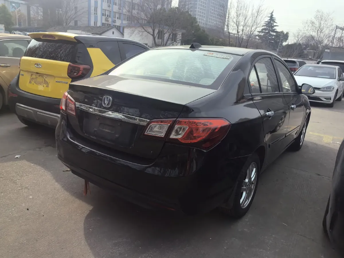 2012 ChangAn Alsvin V5 1.5L 114HP L4 5MT,autocango,china used car exporter,china ev exporter,chinese used car exporter,chinese used ev exporter