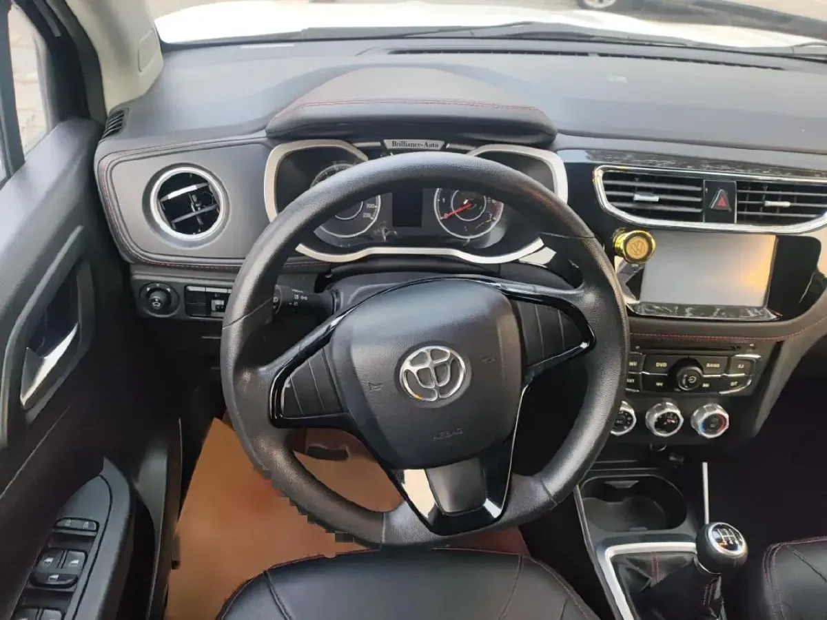 2016 Brilliance Auto V3 1.5L 112HP L4 5MT,autocango,china used car exporter,china ev exporter,chinese used car exporter,chinese used ev exporter