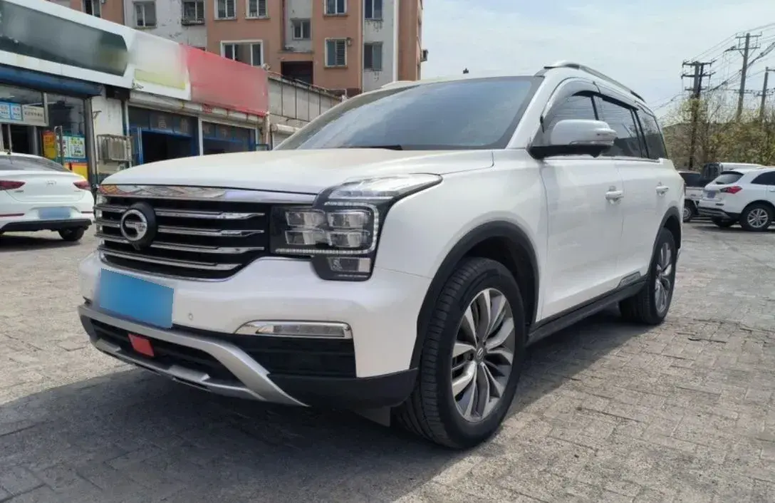 2017 GAC Trumpchi GS8 2.0T 201HP L4 6AT