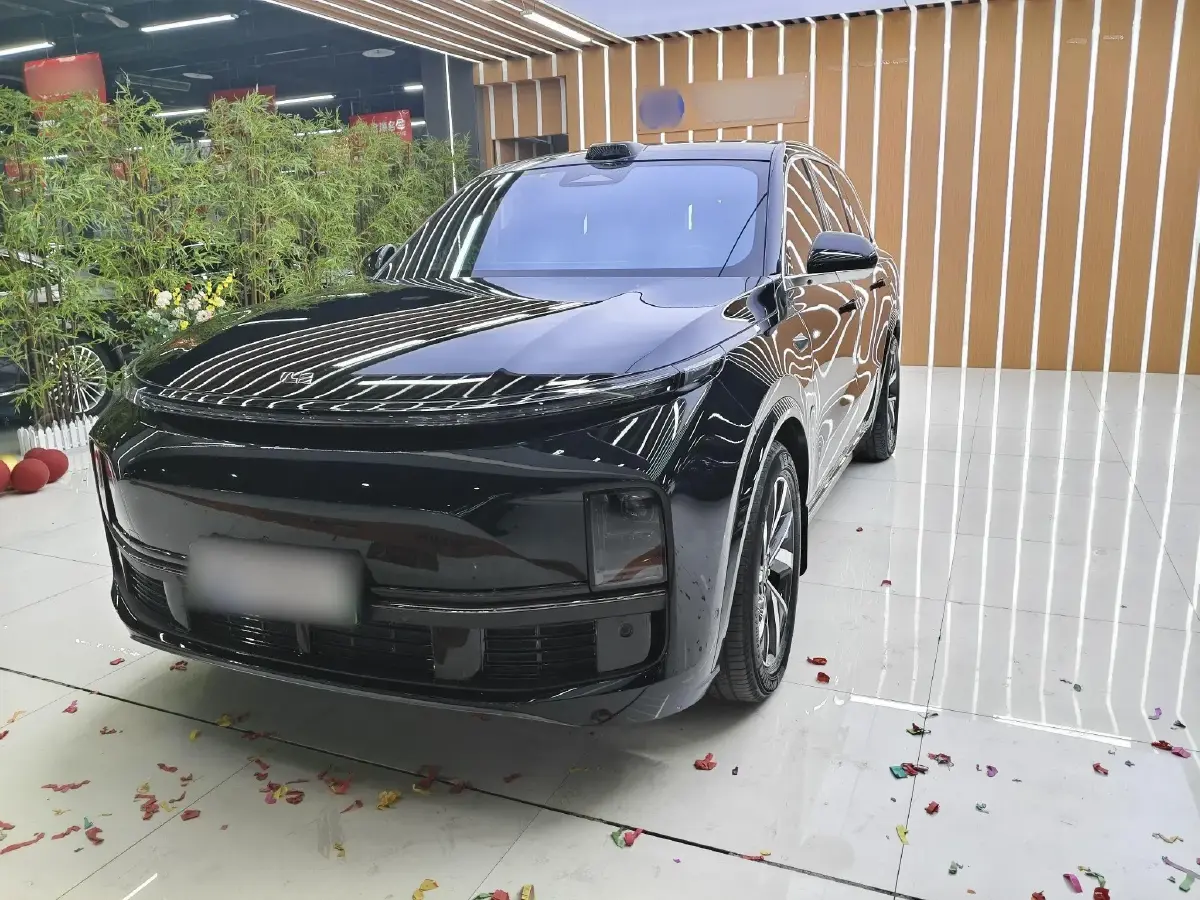 2023 Li L8 Range Extended 154HP REEV 40.9KWH