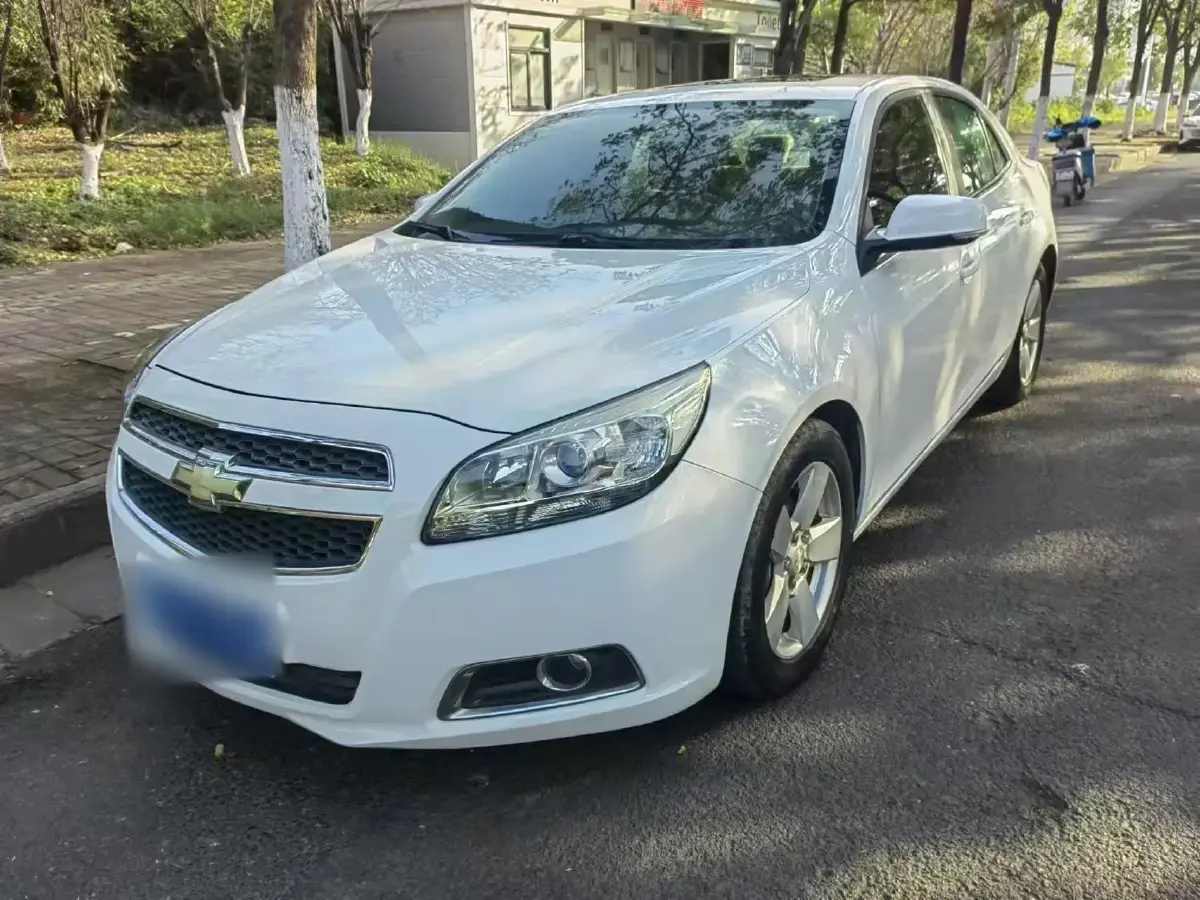 2014 Chevrolet Malibu 2.0L 154HP L4 6AT