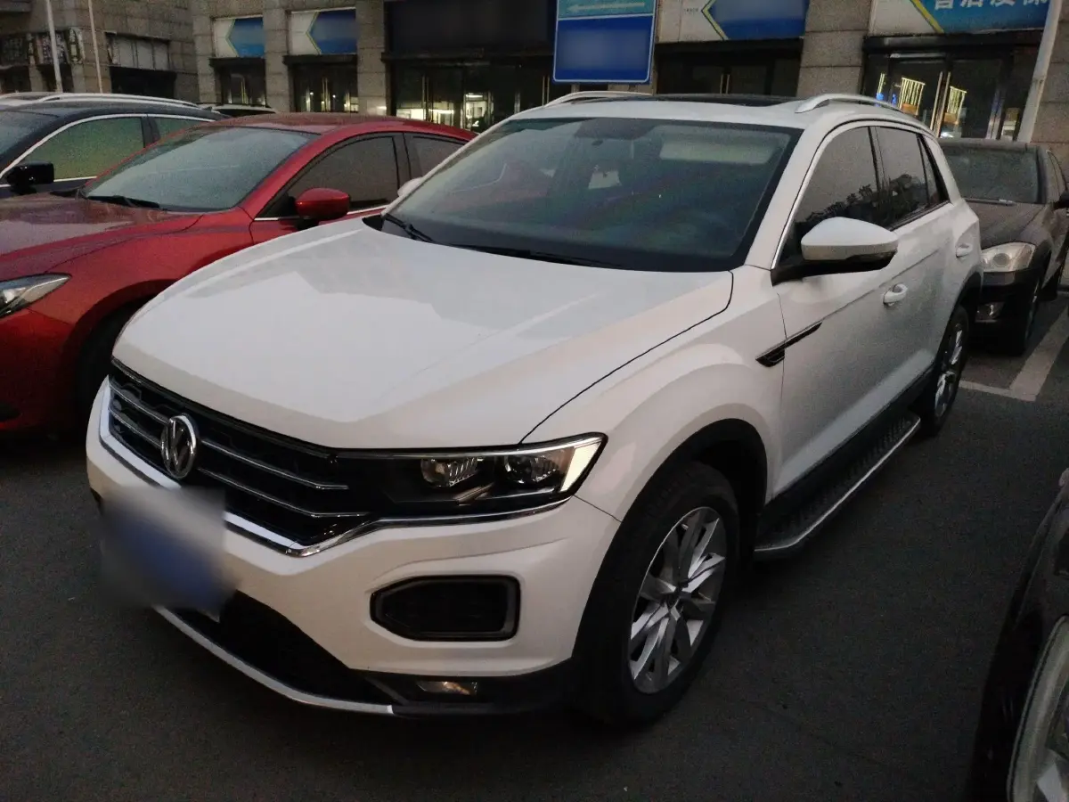 2020 Volkswagen T-Roc 1.4T 150HP L4 7DCT
