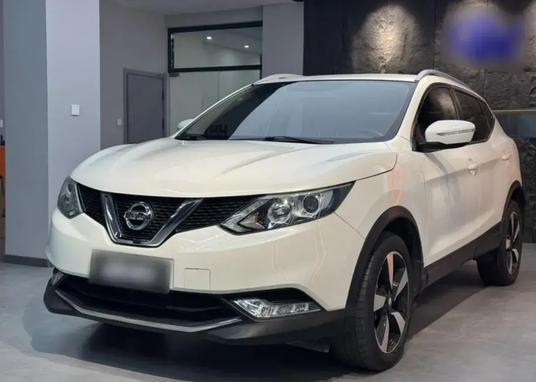 2017 Nissan Qashqai 2.0L 150HP L4 CVT